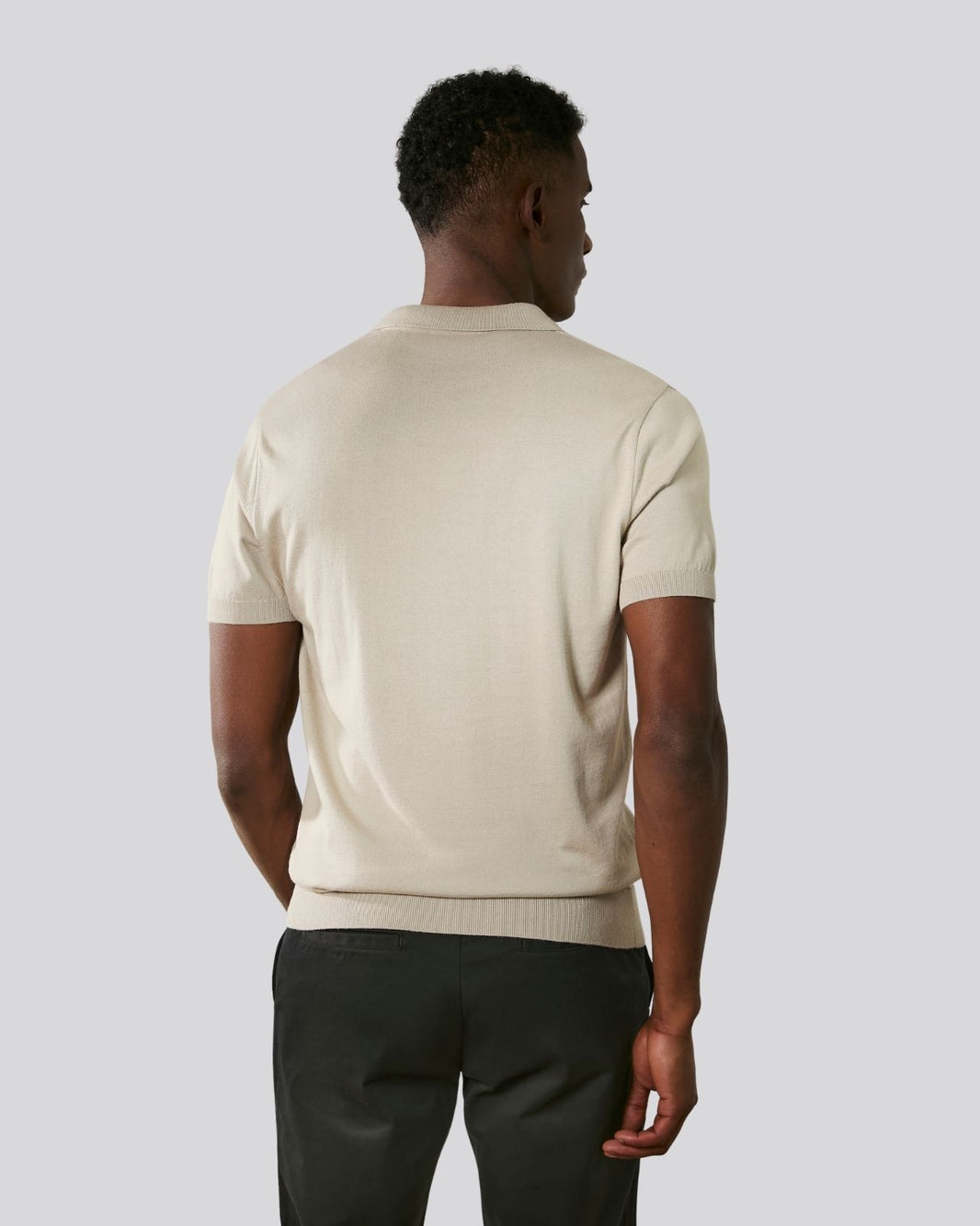Polo tricô bege