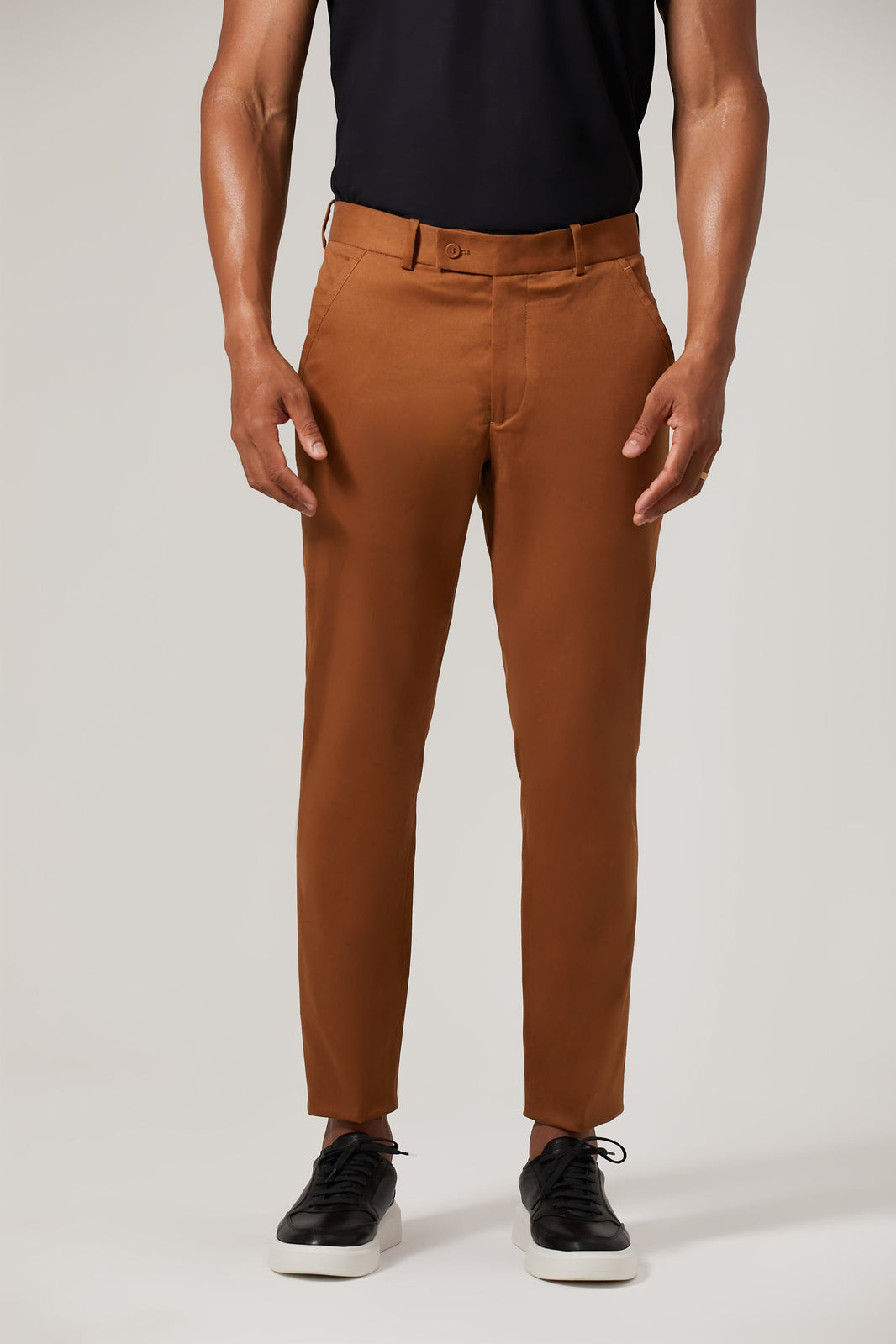 Calça Alfaiataria Sarja Haiti Caramelo