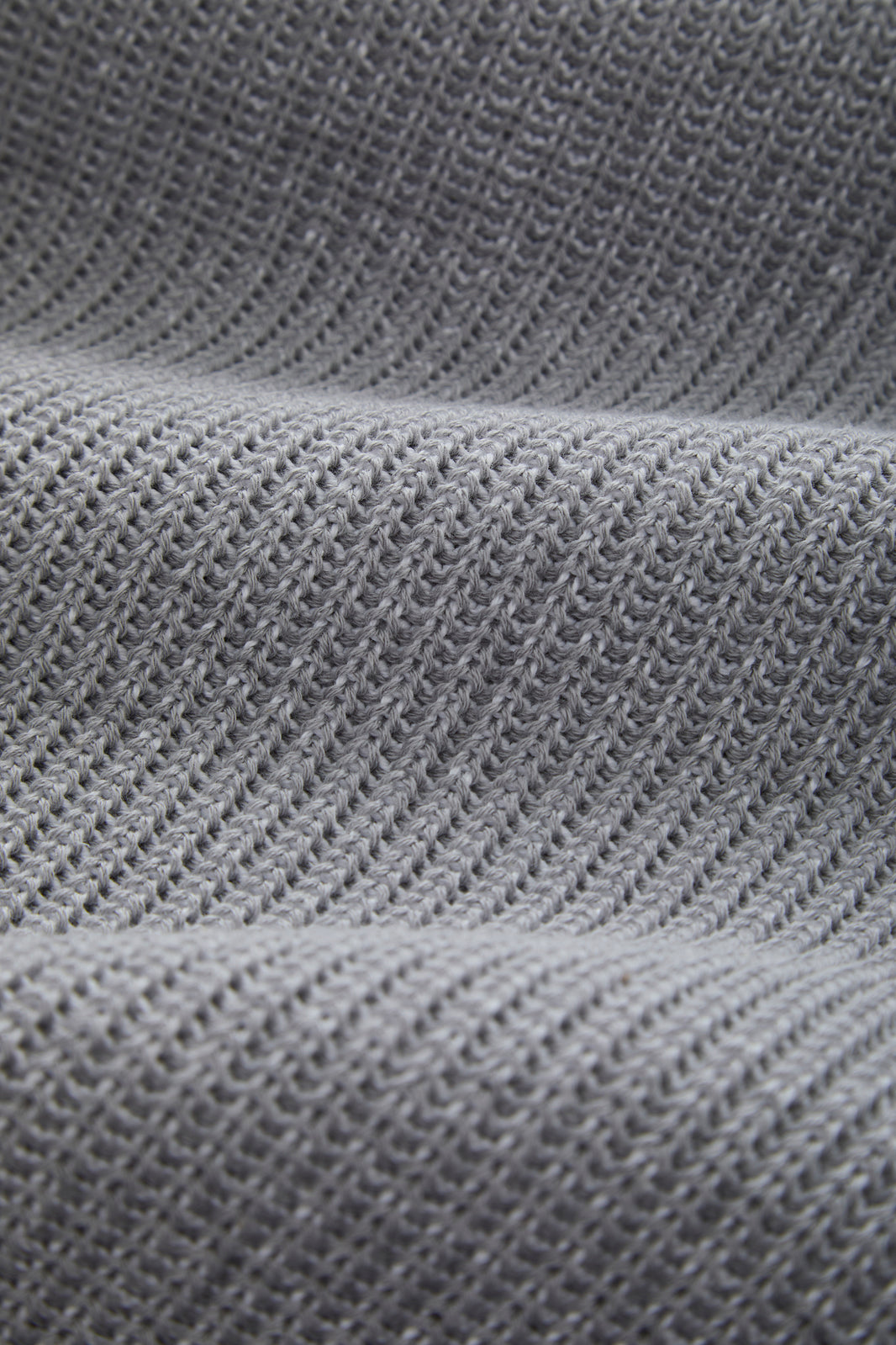 Suéter raglan cinza