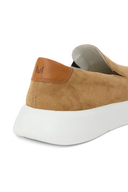 Tênis Slip On Caramelo