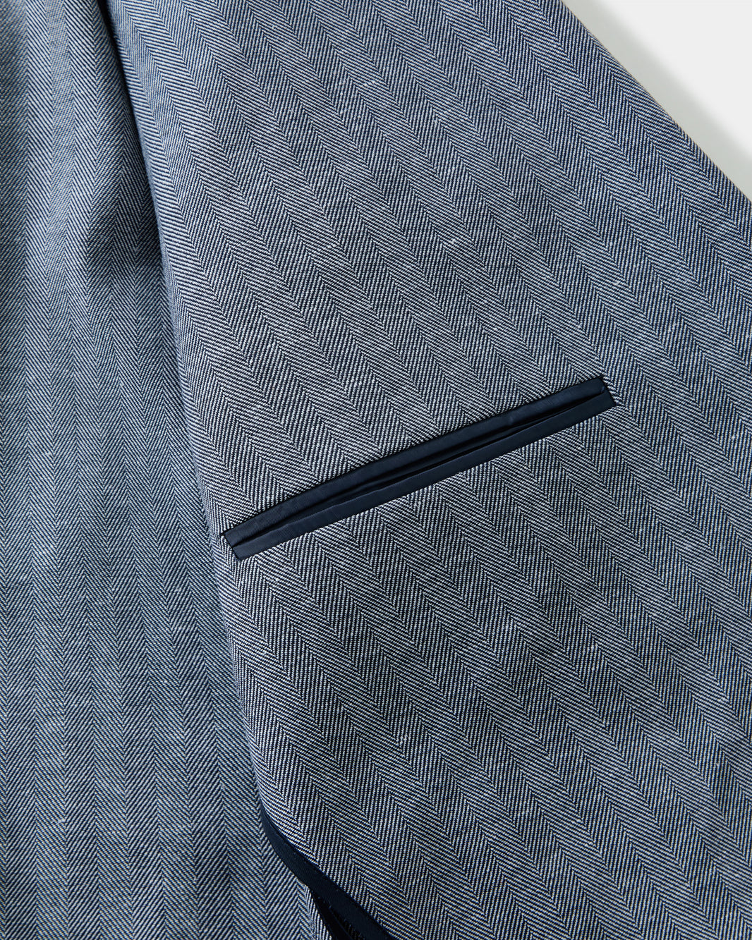 Costume  Banfi Vitale Barberis cinza