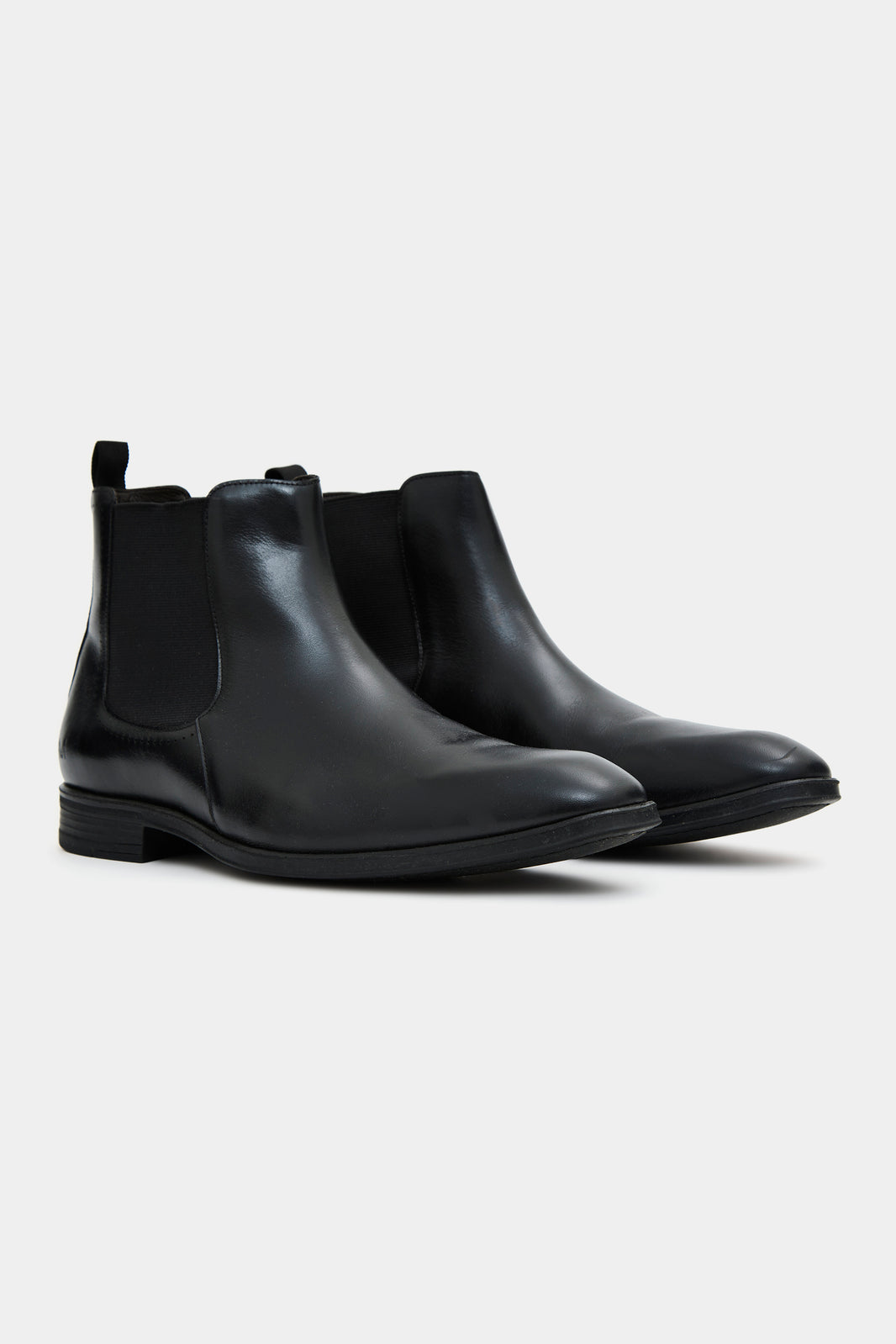 Bota Chelsea Couro Preta